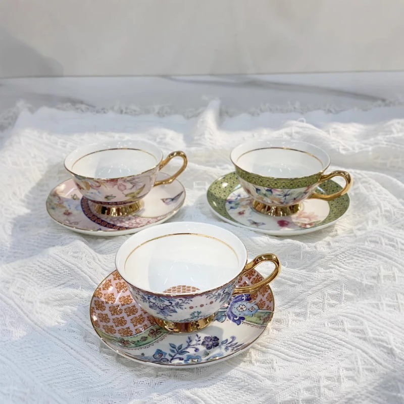 Coffee Tea Garden - Cangkir dan Piring Enamel Warna-warni Berkualitas